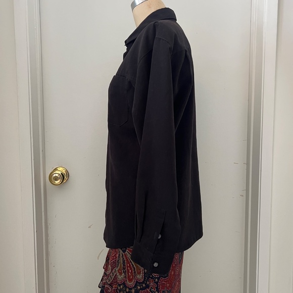 Y2K Black Velvety Claiborne Button Up Top - Picture 2 of 7